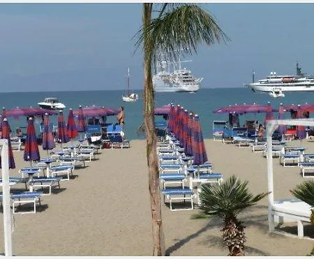 Panoramic Hotell
