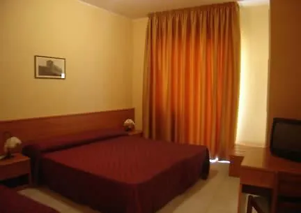 Panoramic 4*