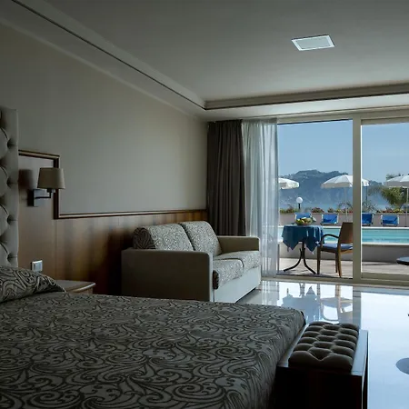 호텔 Panoramic 4*